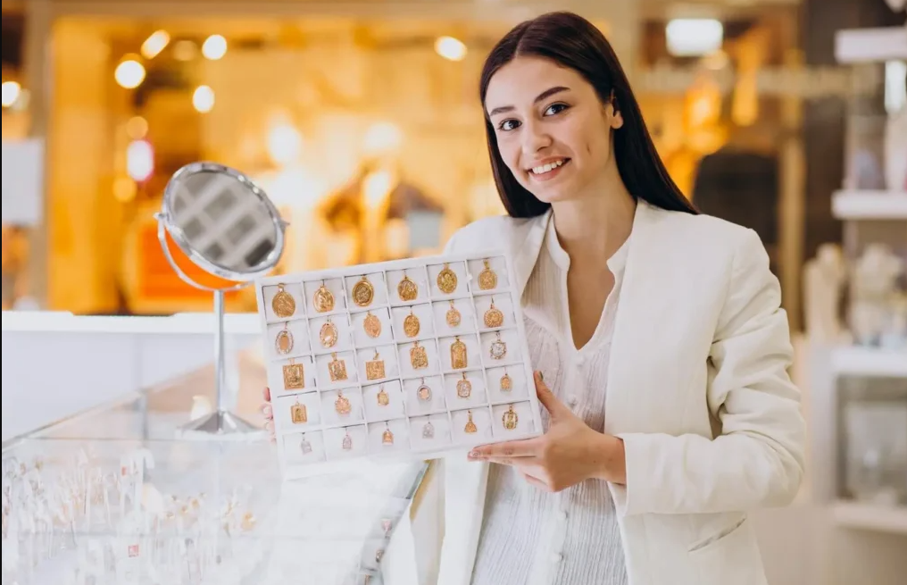 Signs It May Be Time to Sell Your Unused Gold Jewelry